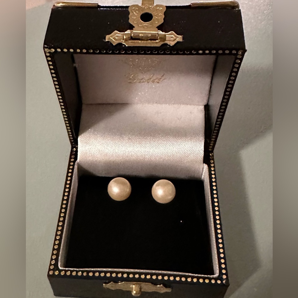 Pearl Stud Earrings with Large Backs